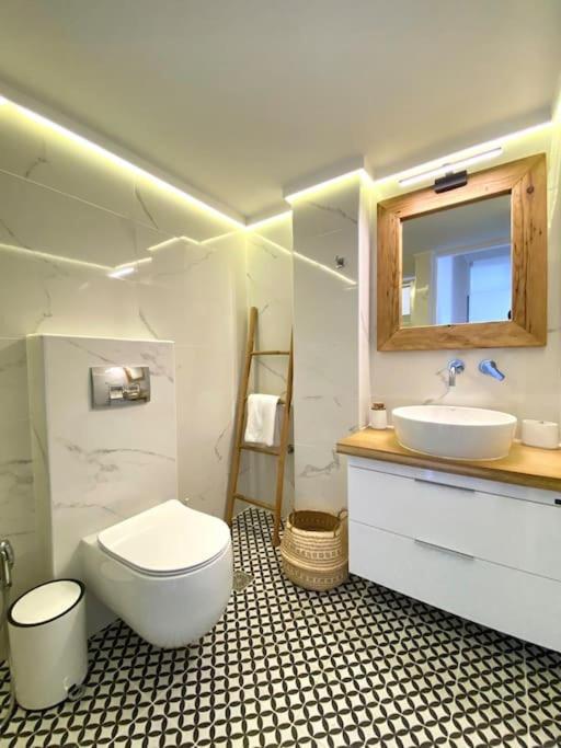 Harmony Suite In The Center Of Kalamáta Kültér fotó